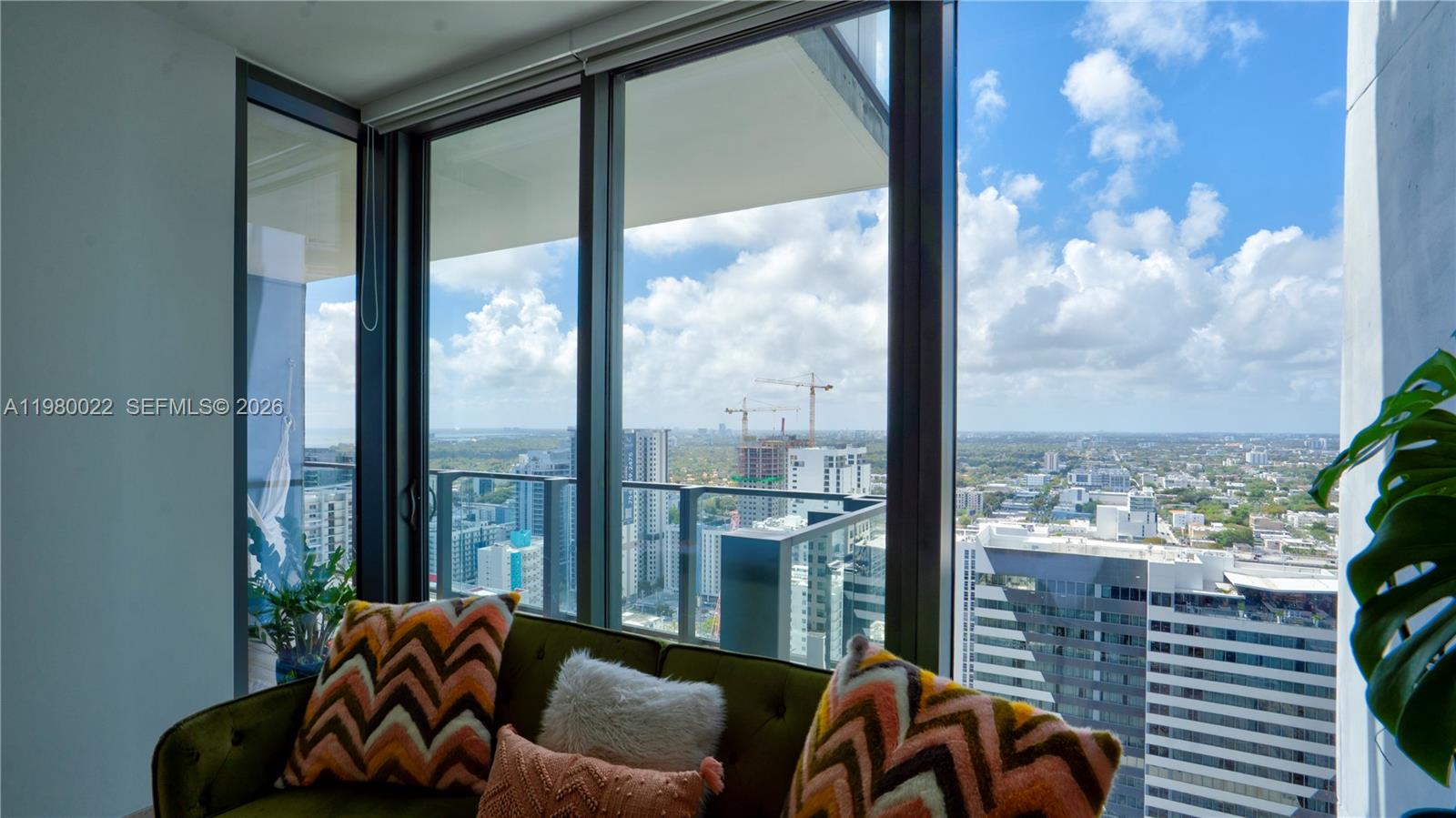 88 SW 7th St #2706 Miami, FL 33130