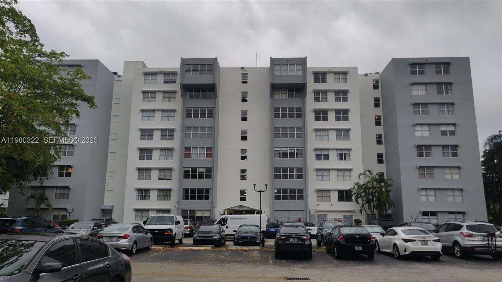 9001 SW 77th Ave #C706