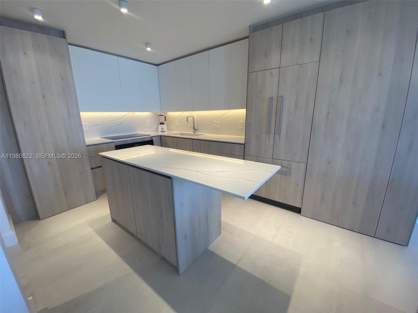 image Brickell Place II1