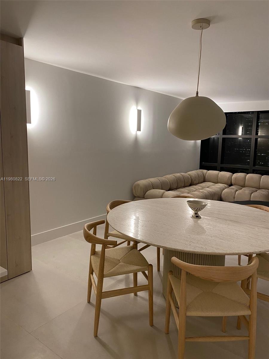 image Brickell Place II4