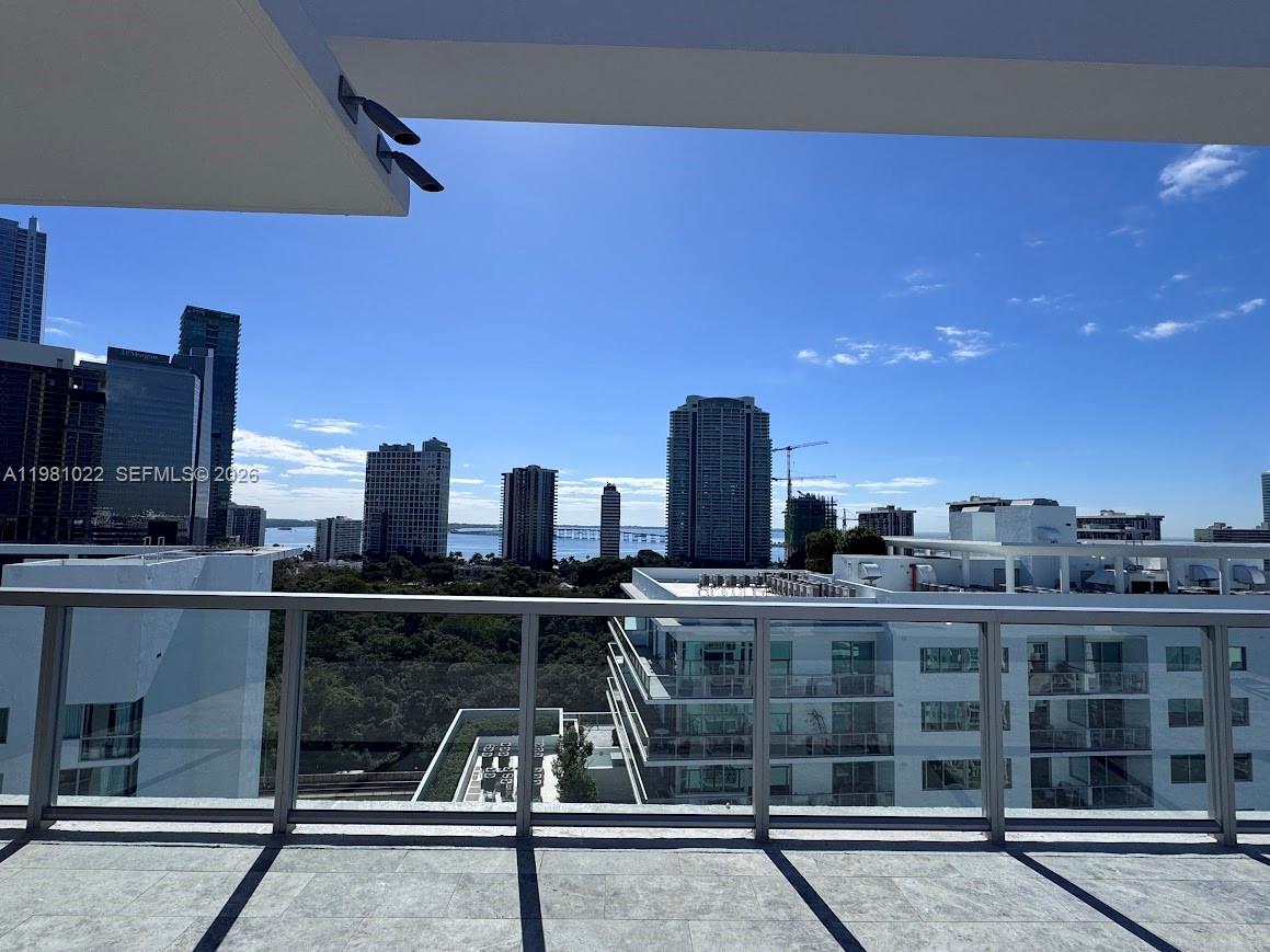 1611 SW 2nd Ave #306 Miami, FL 33129