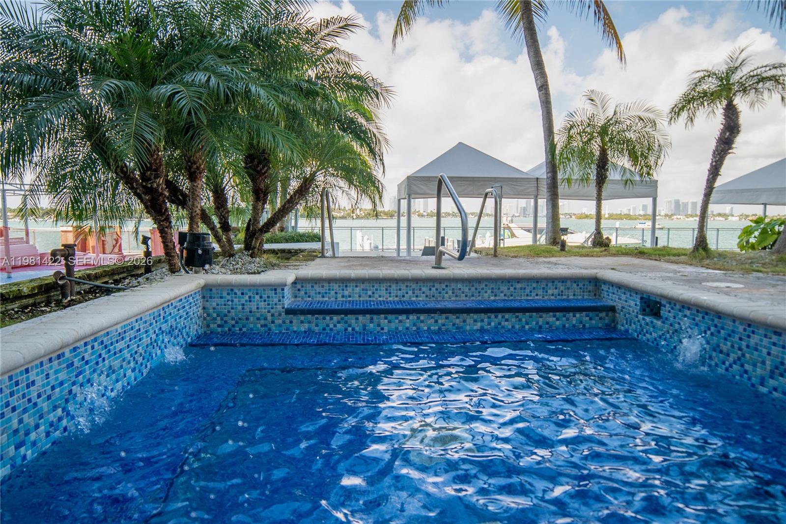 image Mirador 1000 (South Tower)27