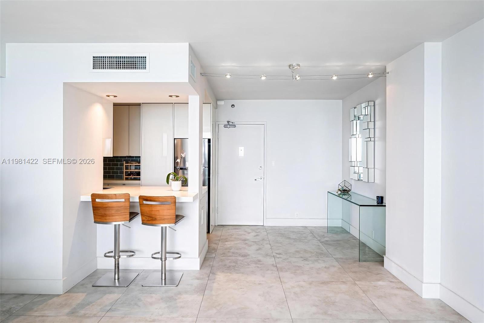 image Mirador 1000 (South Tower)6