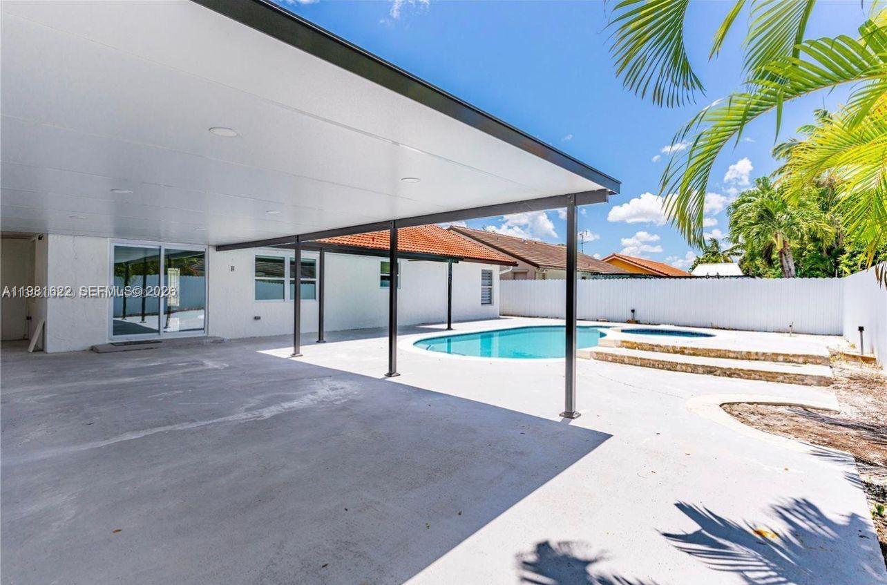 14721 SW 170th Ter Miami, FL 33187