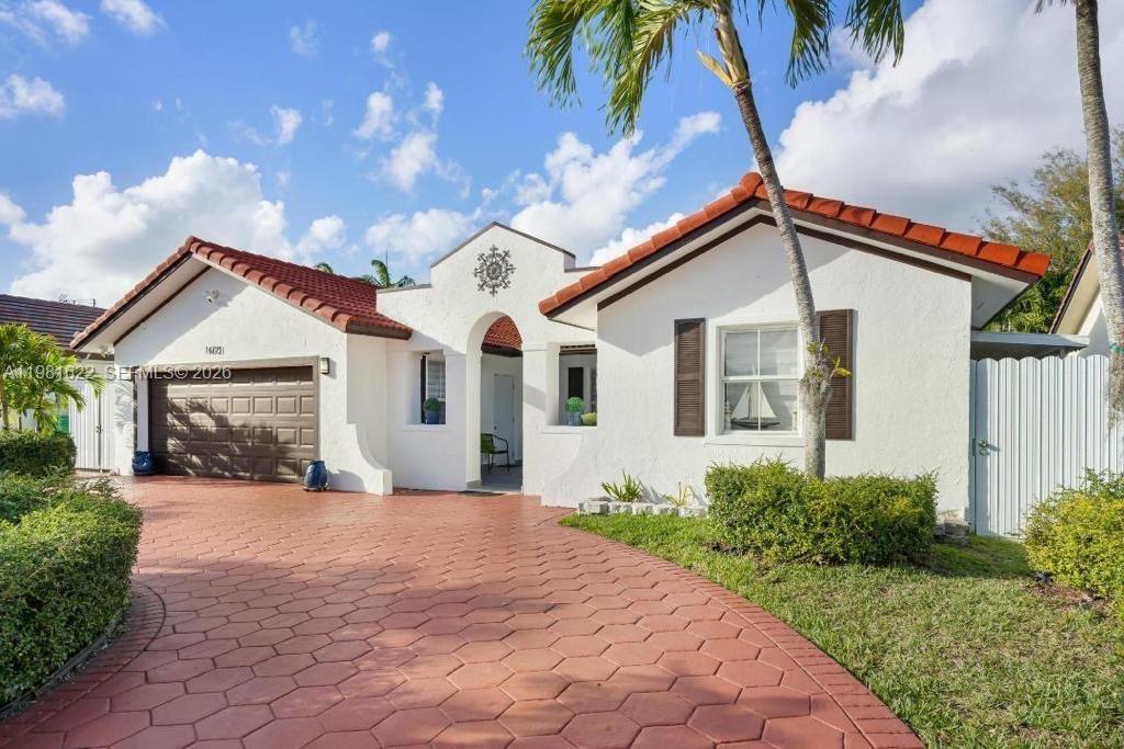 14721 SW 170th Ter Miami, FL 33187