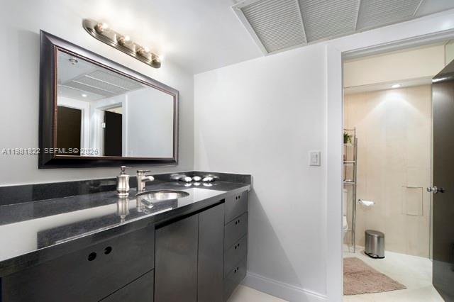 100 Lincoln Rd #1511 Miami Beach, FL 33139