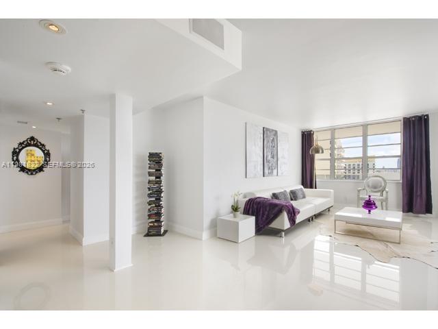 100 Lincoln Rd #1511 Miami Beach, FL 33139