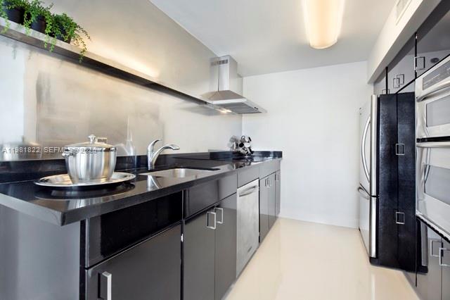 100 Lincoln Rd #1511 Miami Beach, FL 33139