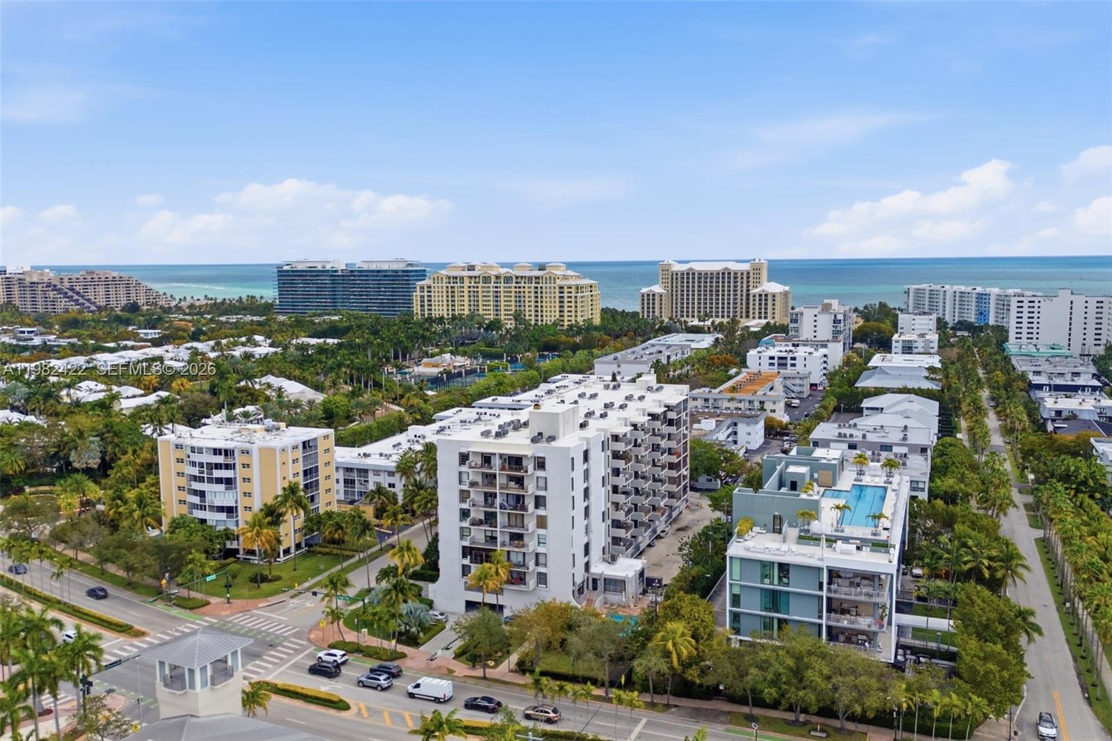 575 Crandon Blvd #707 Key Biscayne, FL 33149