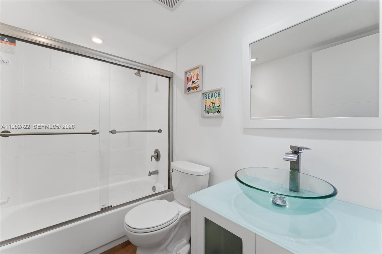 575 Crandon Blvd #707 Key Biscayne, FL 33149