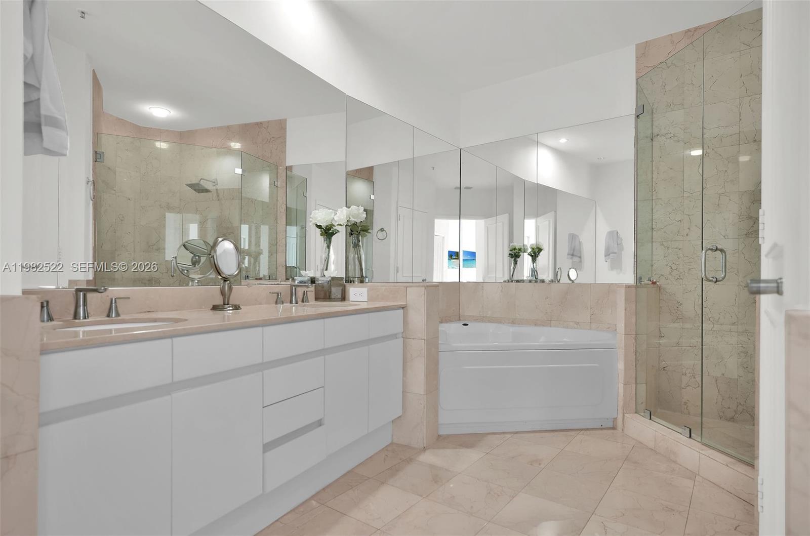 808 Brickell Key Dr #3702 Miami, FL 33131