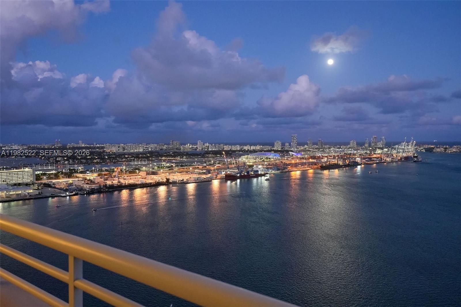 808 Brickell Key Dr #3702 Miami, FL 33131