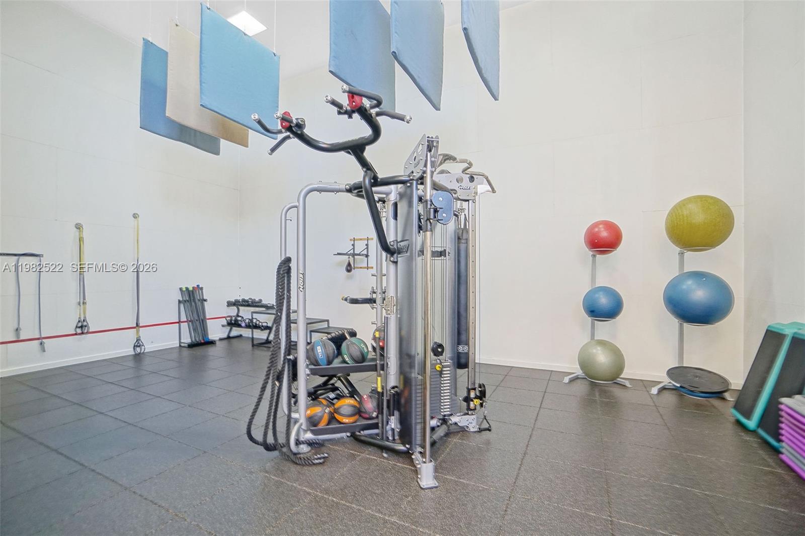 808 Brickell Key Dr #3702 Miami, FL 33131