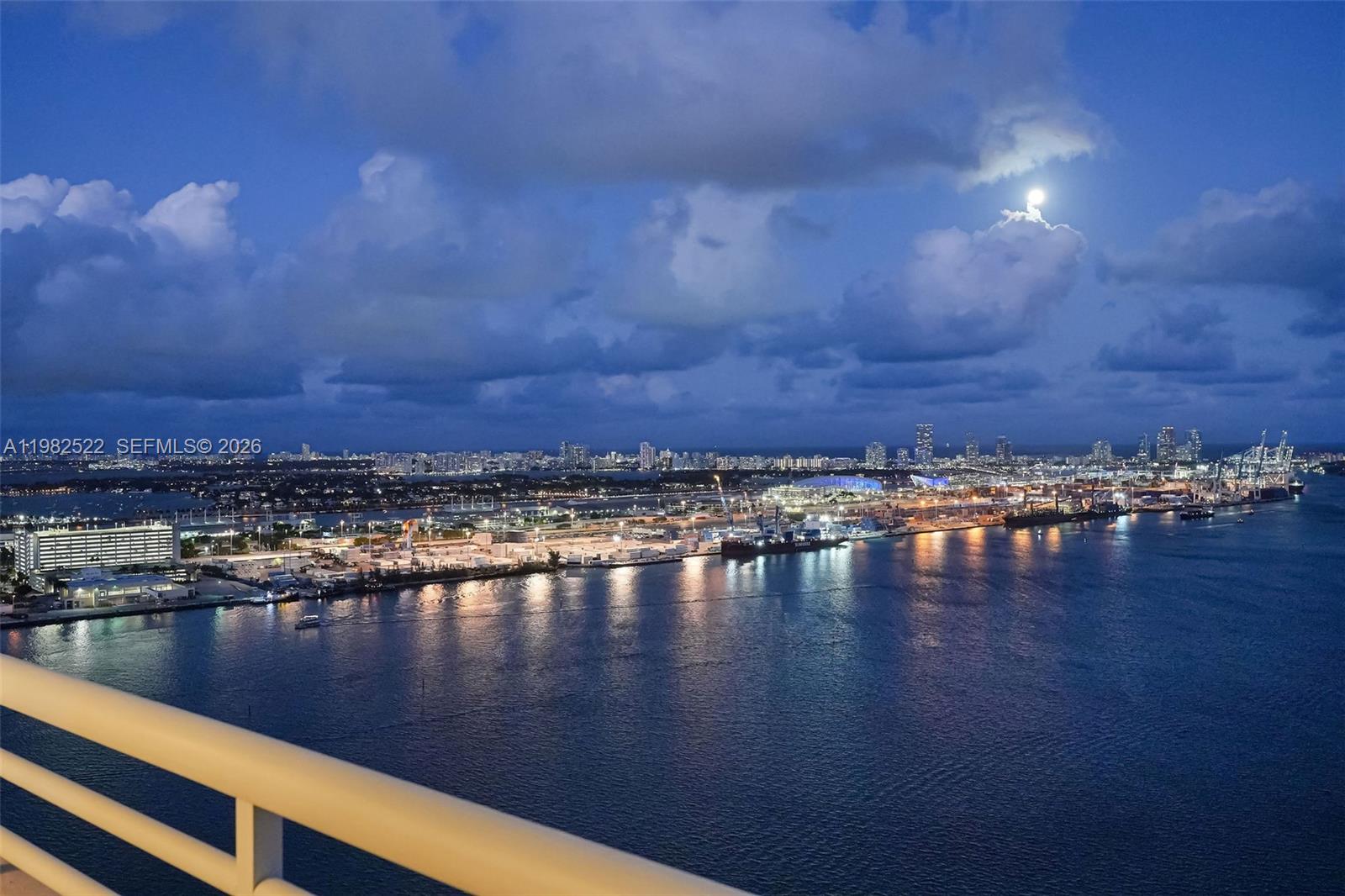 808 Brickell Key Dr #3702 Miami, FL 33131