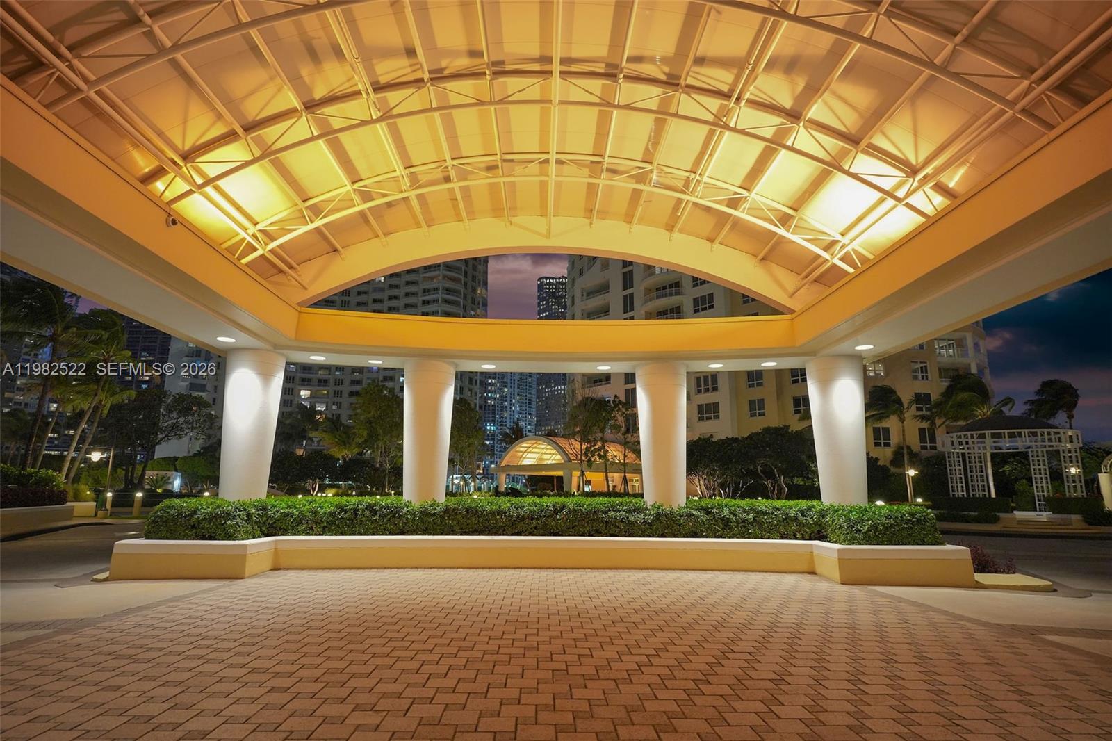 808 Brickell Key Dr #3702 Miami, FL 33131