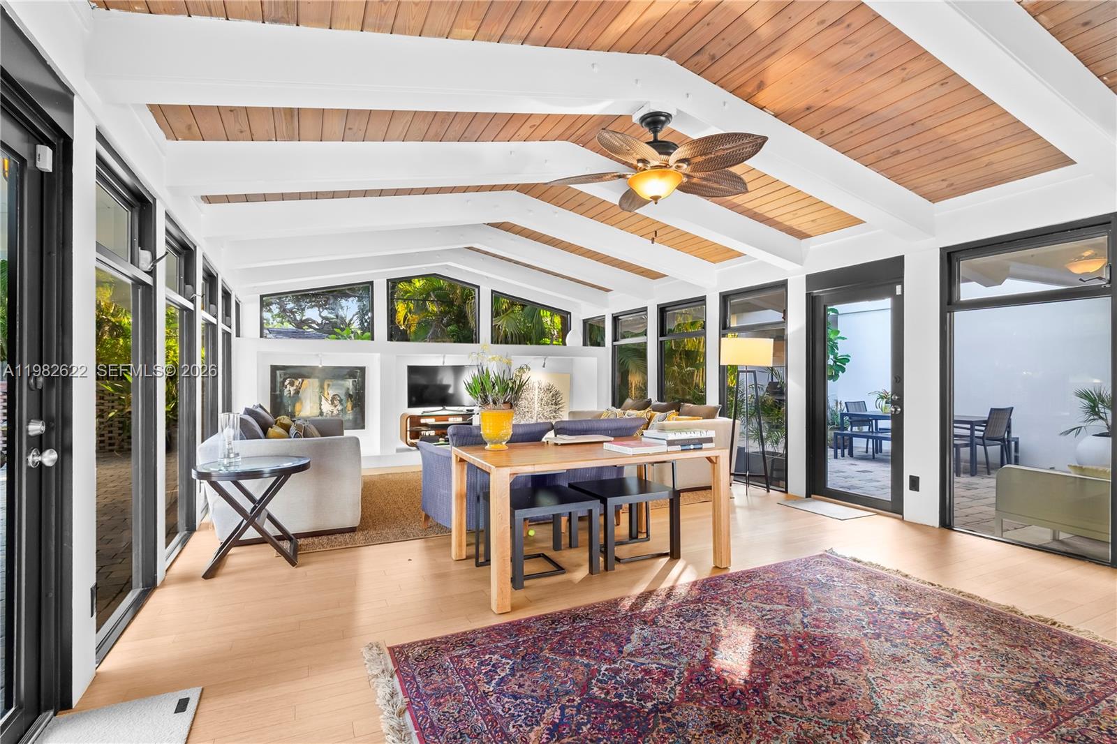 2132 Middle Riv Dr Fort Lauderdale, FL 33305