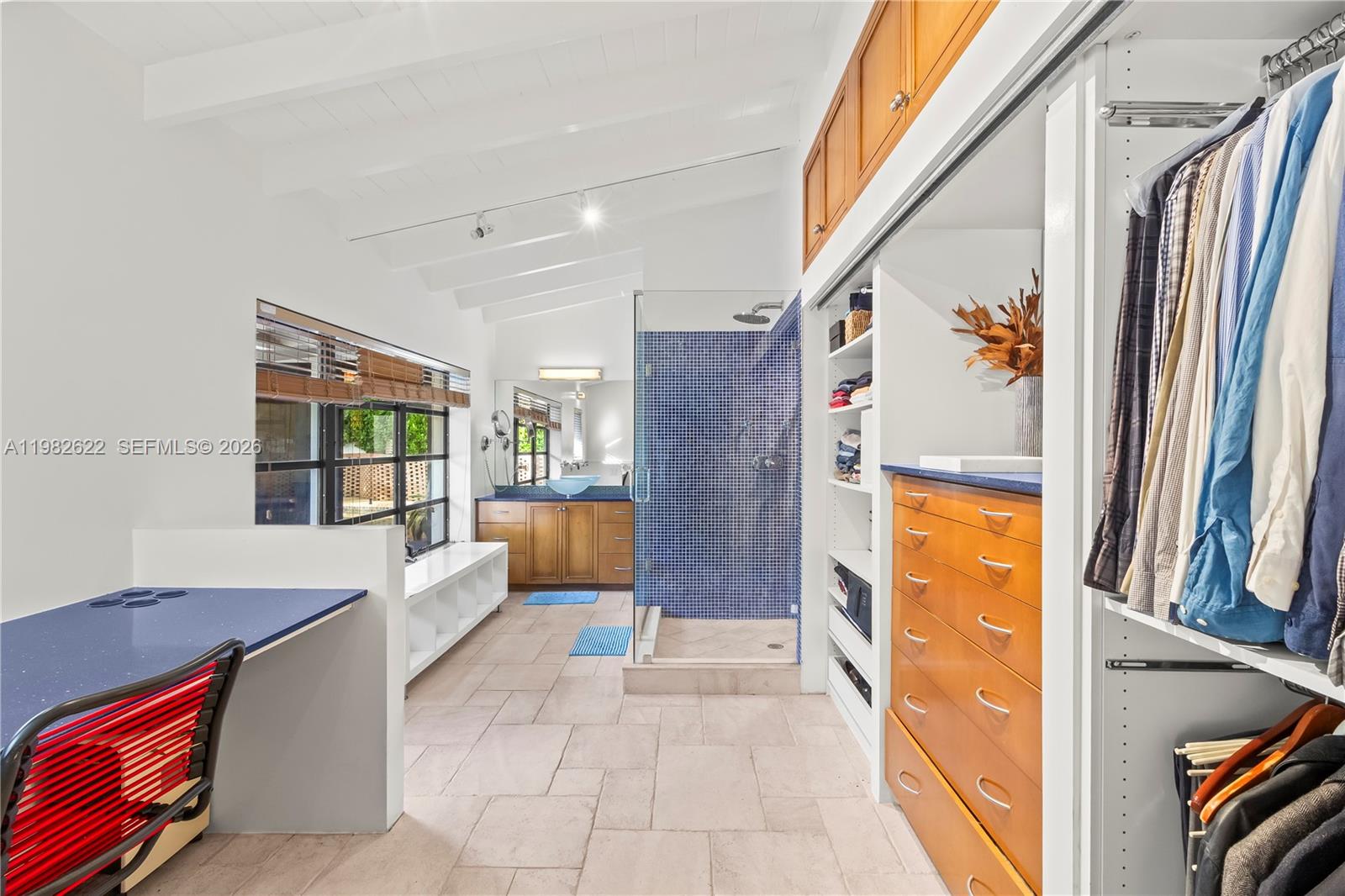 2132 Middle Riv Dr Fort Lauderdale, FL 33305