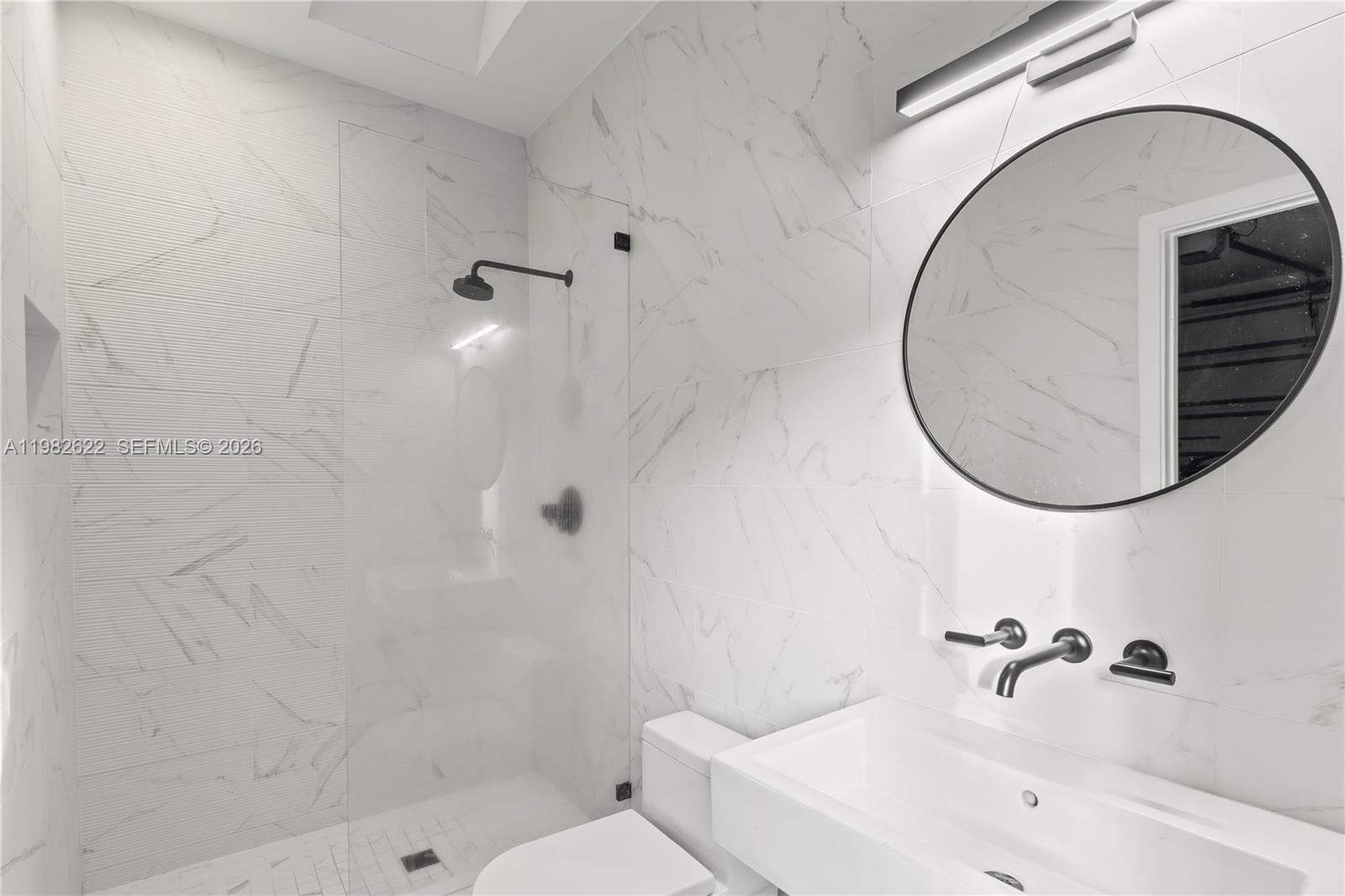 2132 Middle Riv Dr Fort Lauderdale, FL 33305