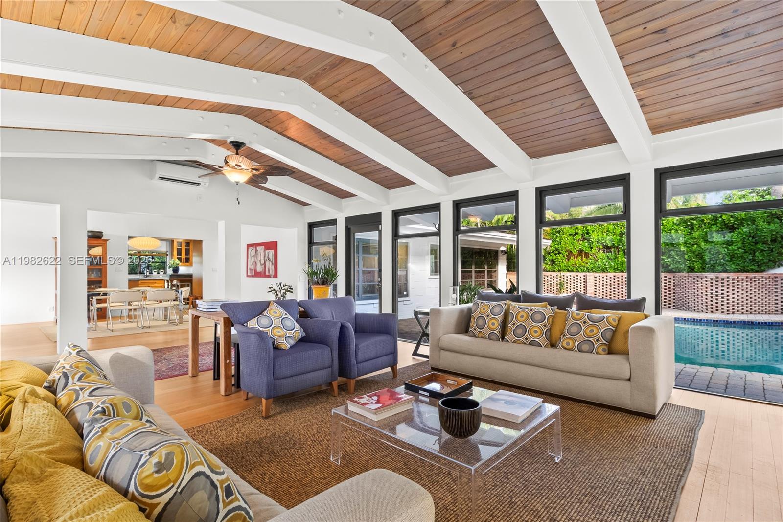 2132 Middle Riv Dr Fort Lauderdale, FL 33305