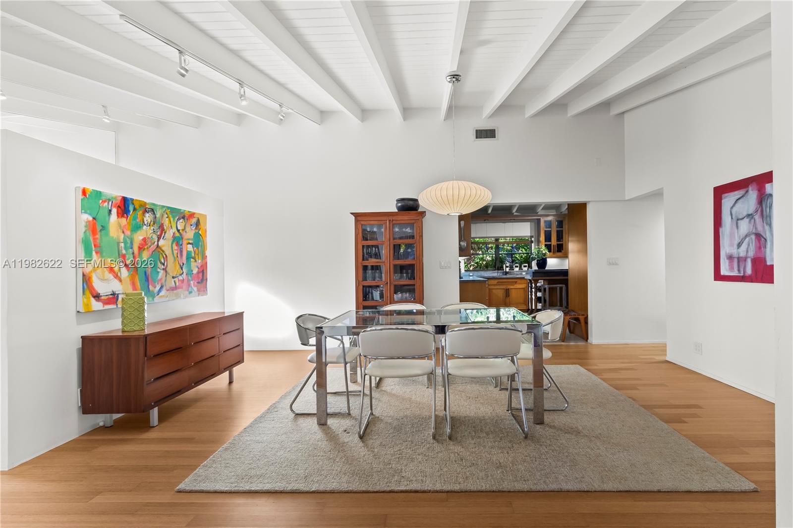 2132 Middle Riv Dr Fort Lauderdale, FL 33305