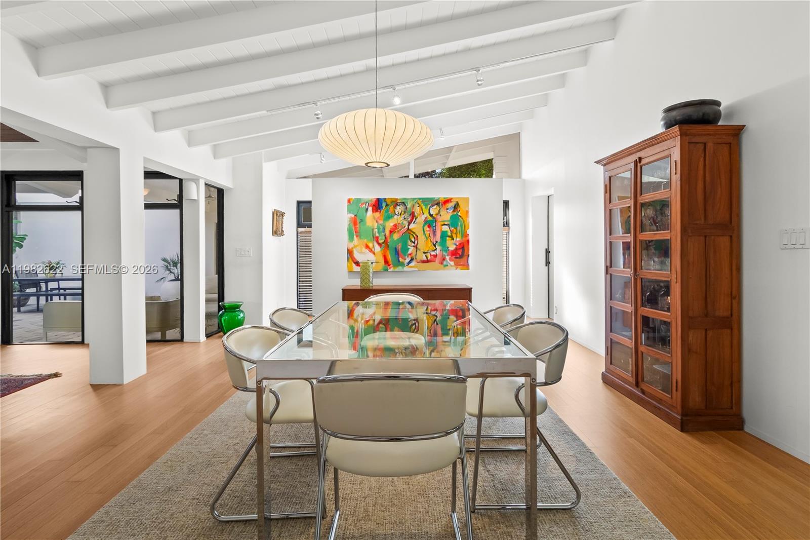 2132 Middle Riv Dr Fort Lauderdale, FL 33305