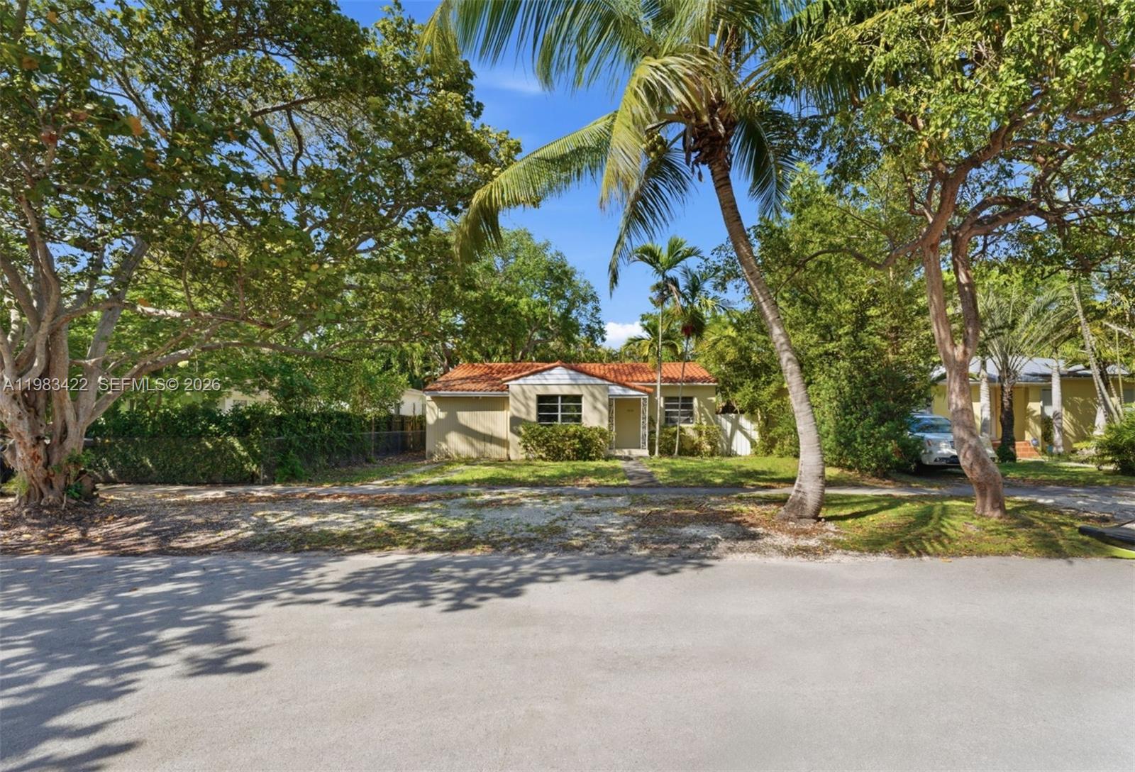 2235 Overbrook St Miami, FL 33133