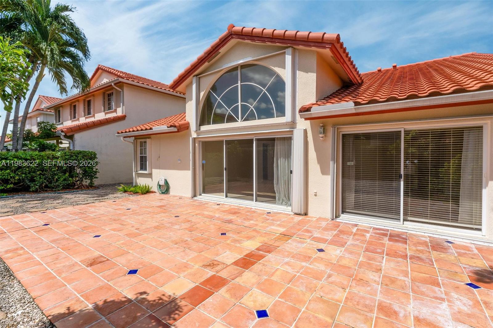 10635 NW 54th St Doral, FL 33178