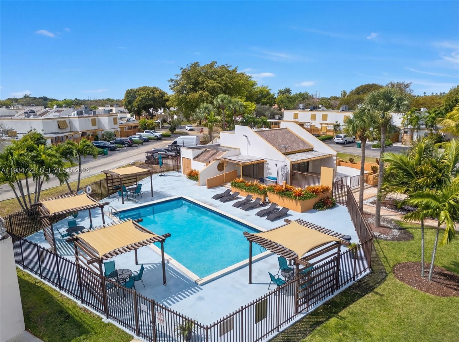 13182 SW 9th Ln Miami, FL 33184