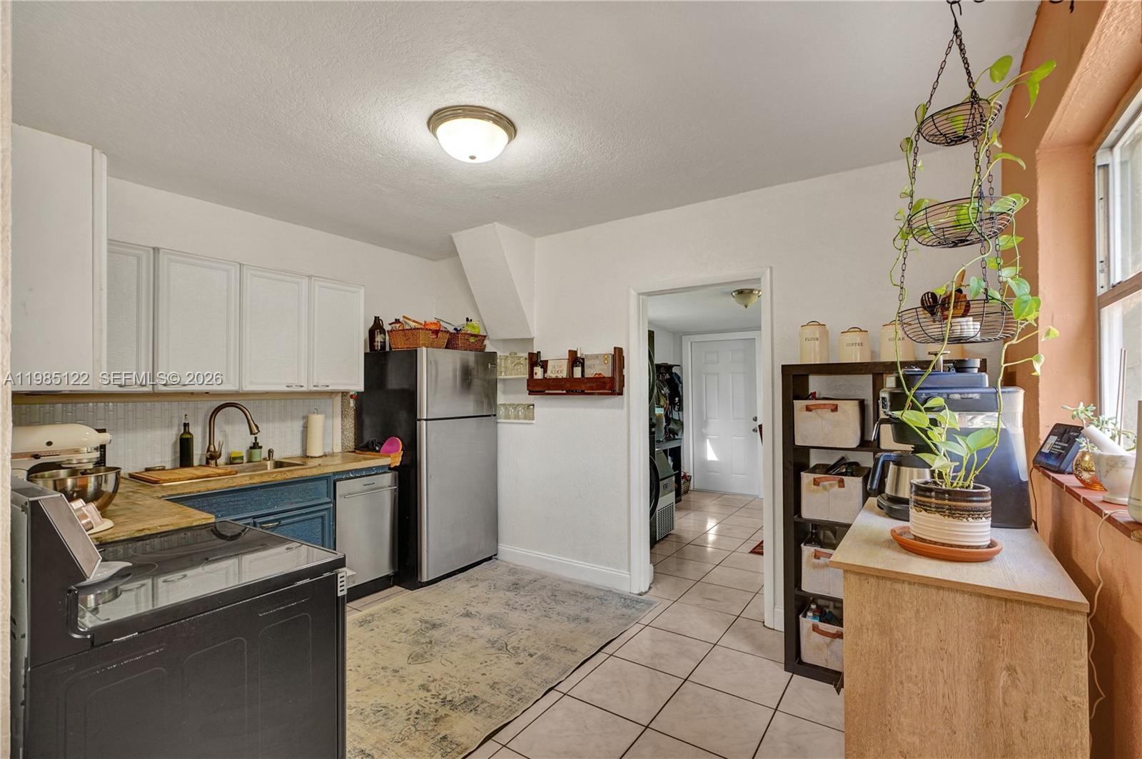 6420 SW 58th Pl South Miami, FL 33143