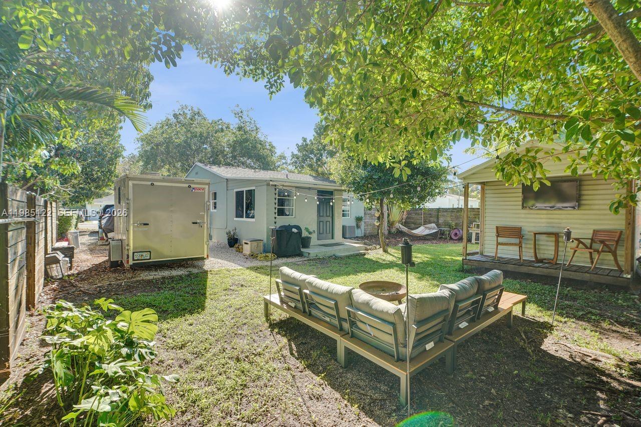 6420 SW 58th Pl South Miami, FL 33143