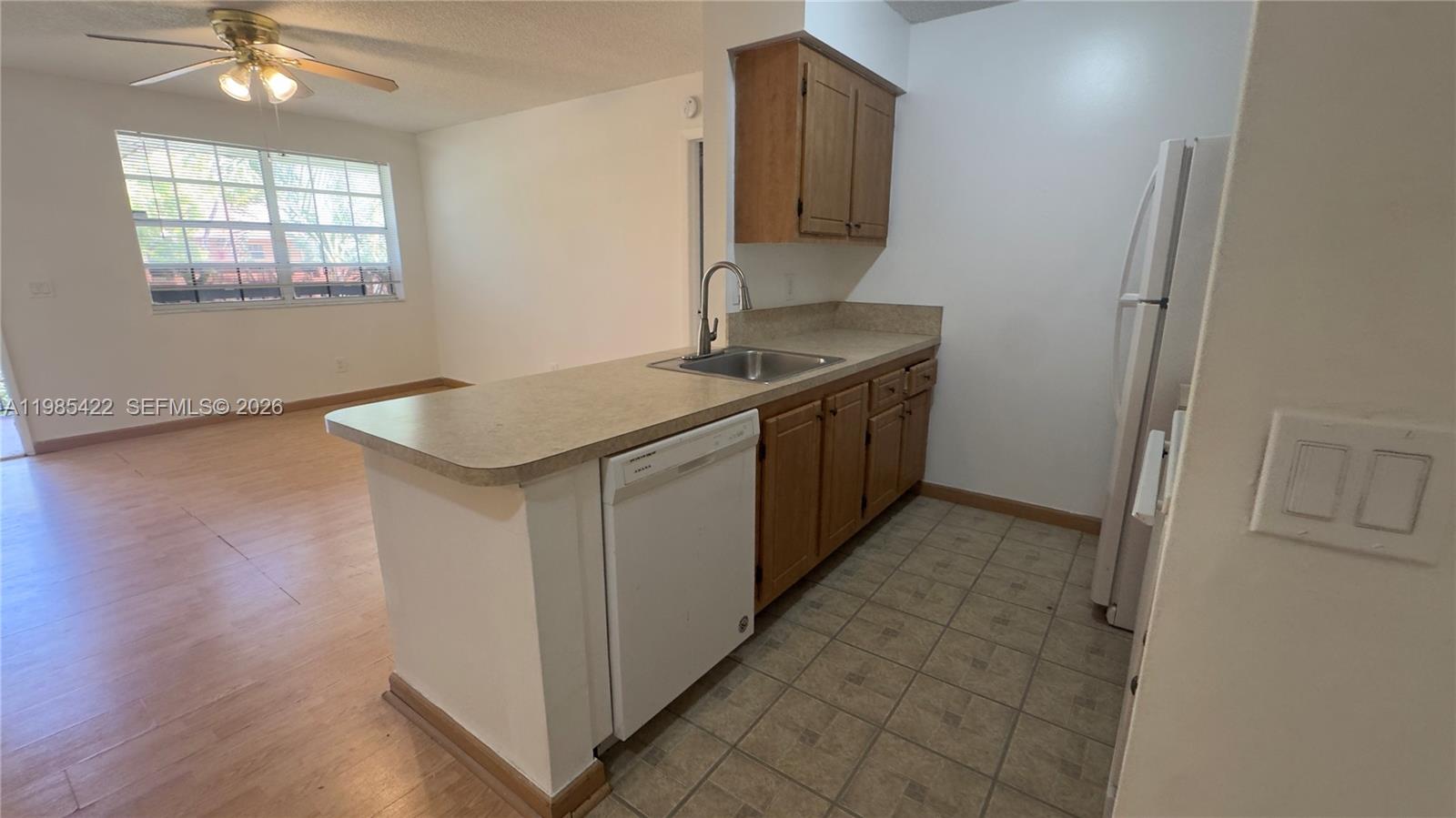 10480 NW 8th St #201 Pembroke Pines, FL 33026