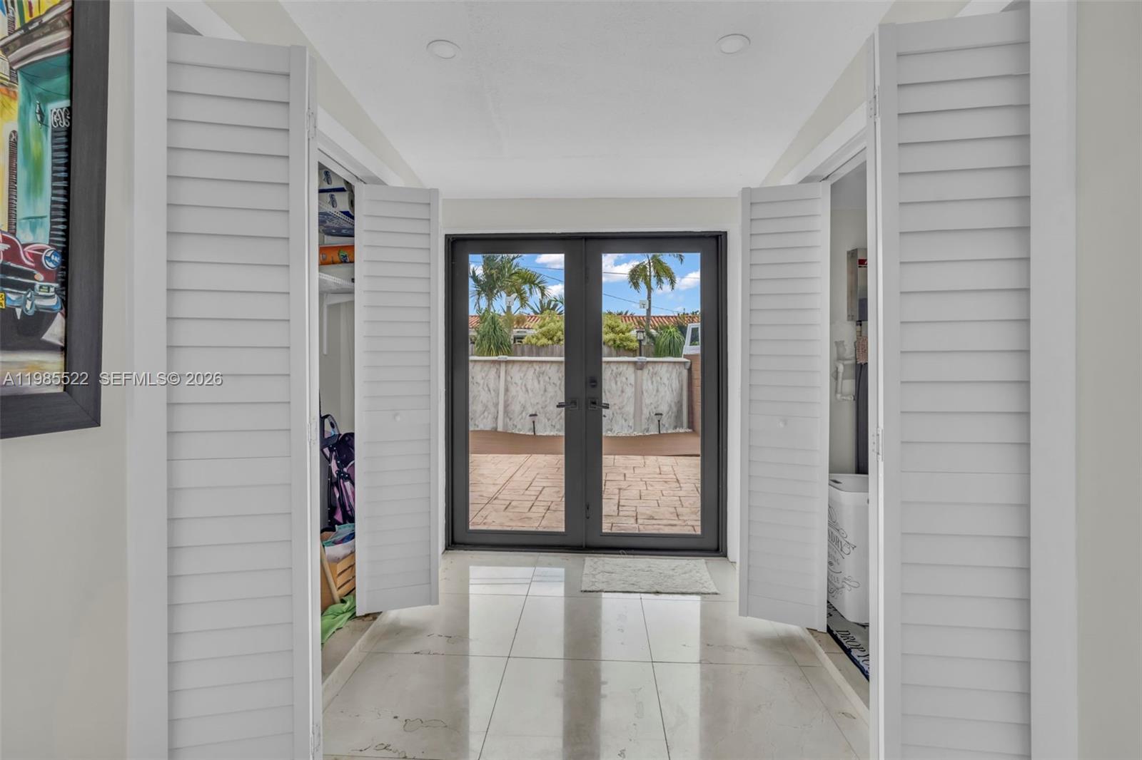 8818 SW 16th St Miami, FL 33165