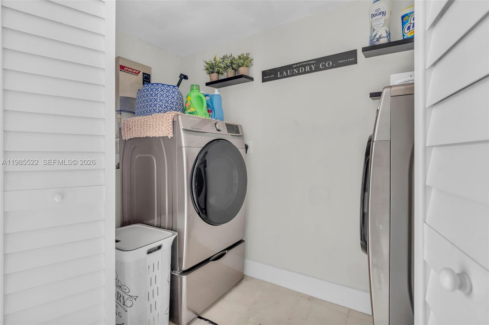 8818 SW 16th St Miami, FL 33165