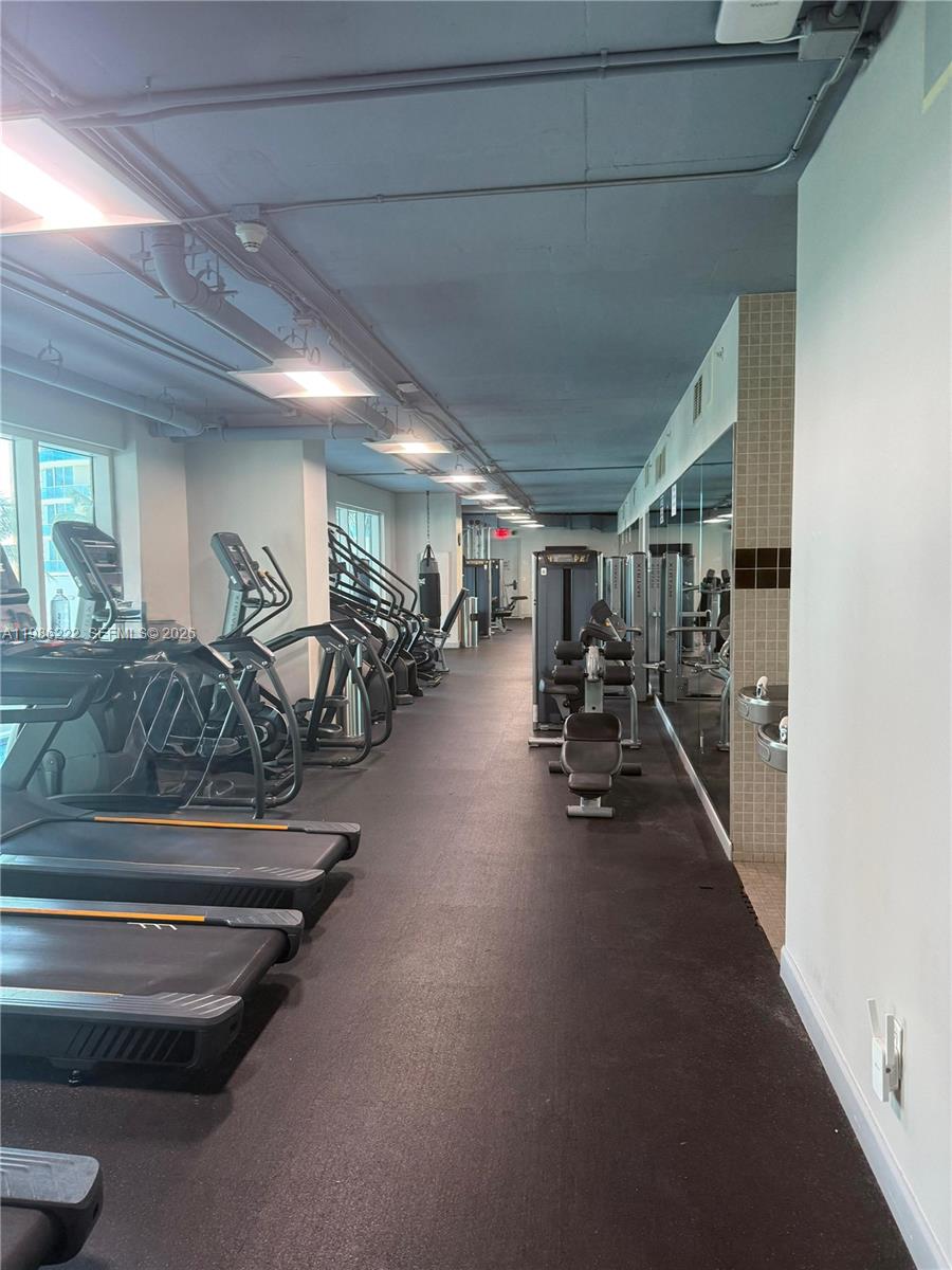 60 SW 13th St #3017 Miami, FL 33130