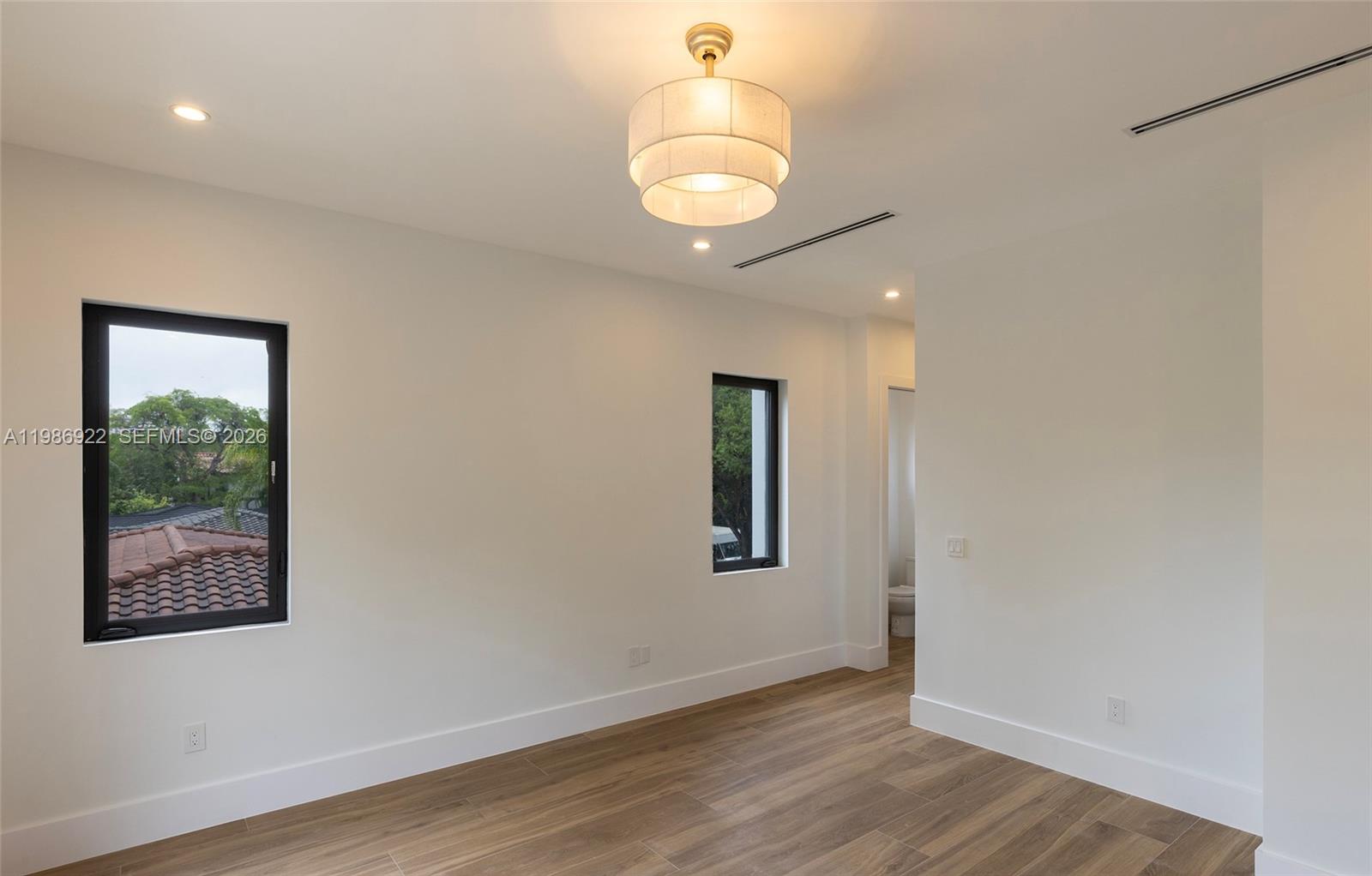 555 Catalonia Ave Coral Gables, FL 33134