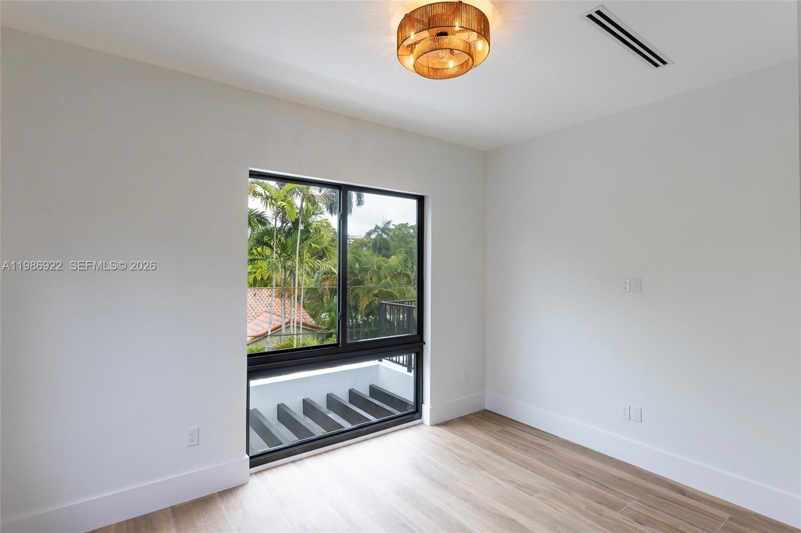 555 Catalonia Ave Coral Gables, FL 33134