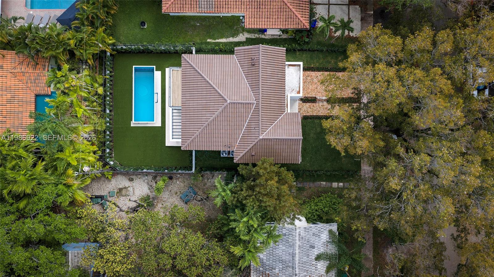 555 Catalonia Ave Coral Gables, FL 33134