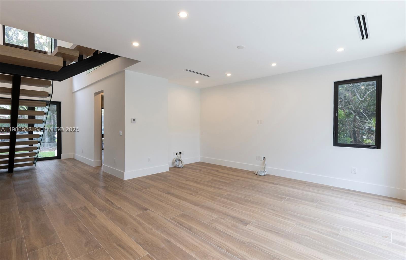 555 Catalonia Ave Coral Gables, FL 33134