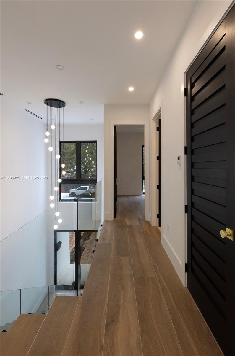 555 Catalonia Ave Coral Gables, FL 33134