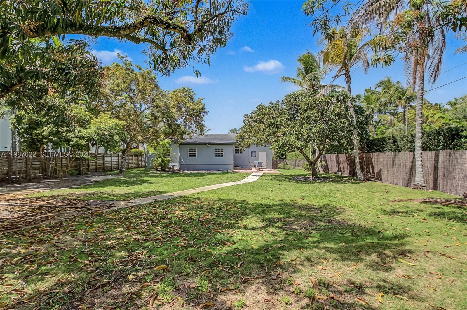 7601 SW 59th Ct South Miami, FL 33143