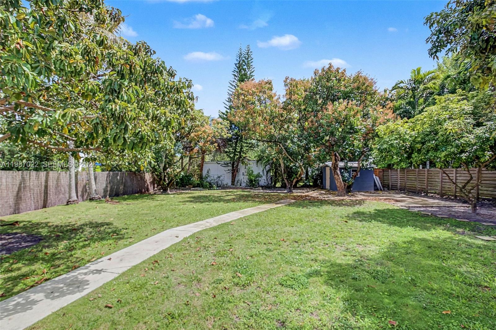 7601 SW 59th Ct South Miami, FL 33143