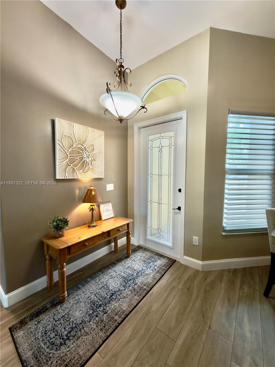 2319 NW 193rd Ave Pembroke Pines, FL 33029