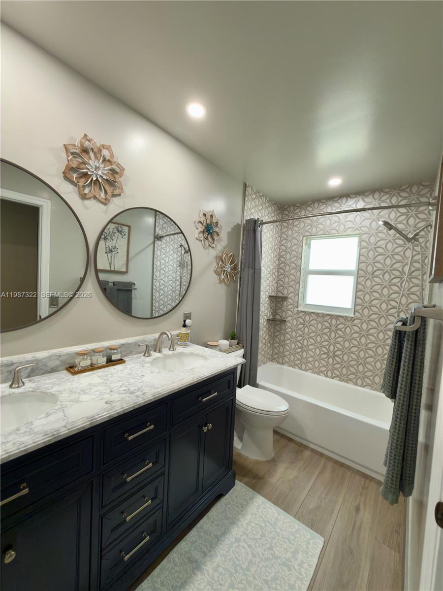 2319 NW 193rd Ave Pembroke Pines, FL 33029