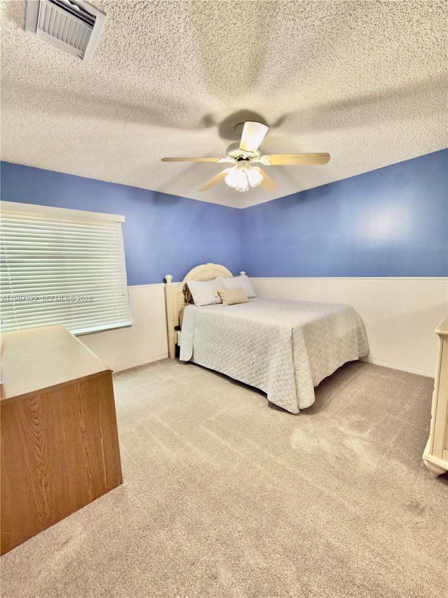 2319 NW 193rd Ave Pembroke Pines, FL 33029