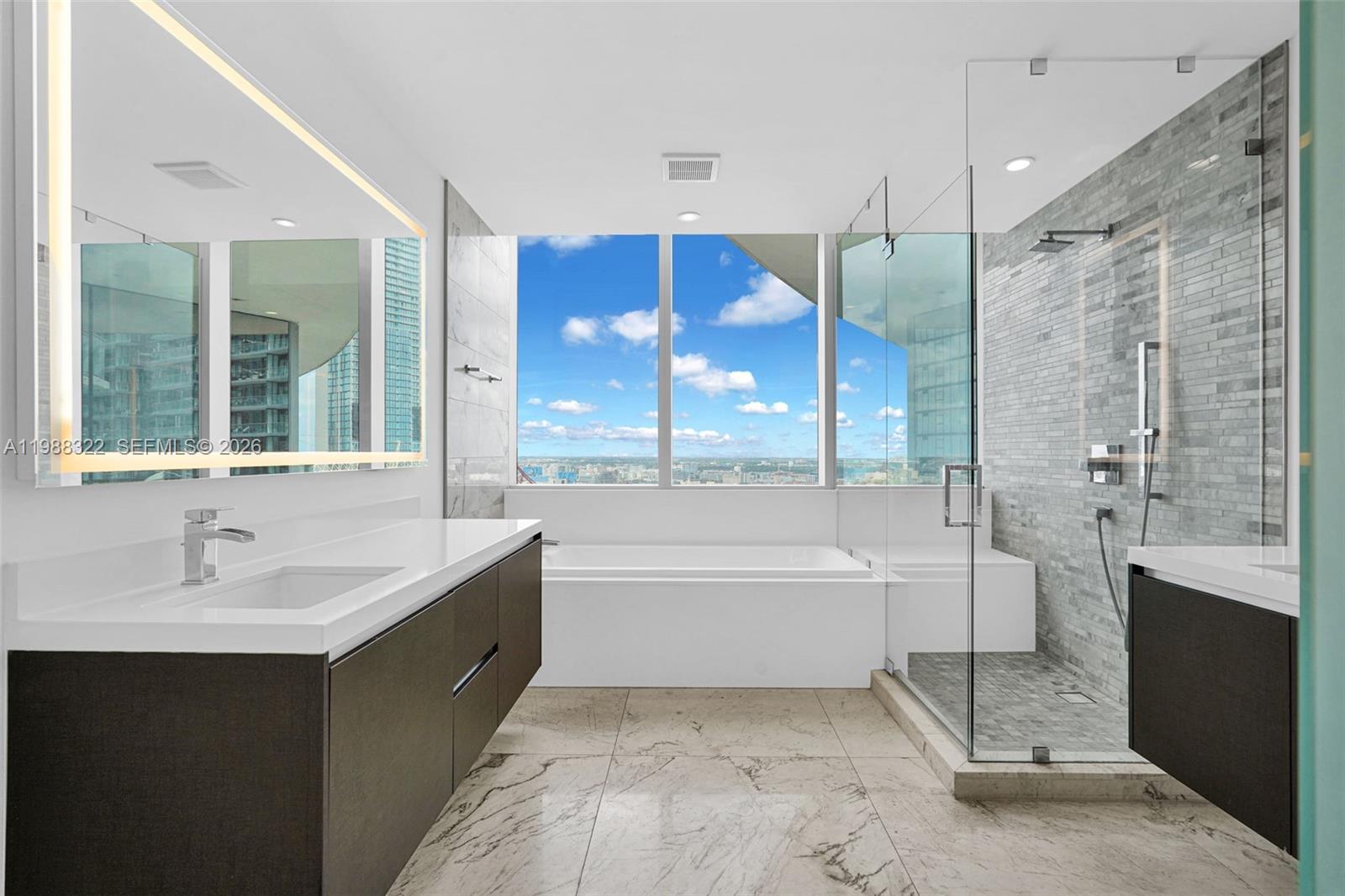 851 NE 1st Ave #2912 Miami, FL 33132