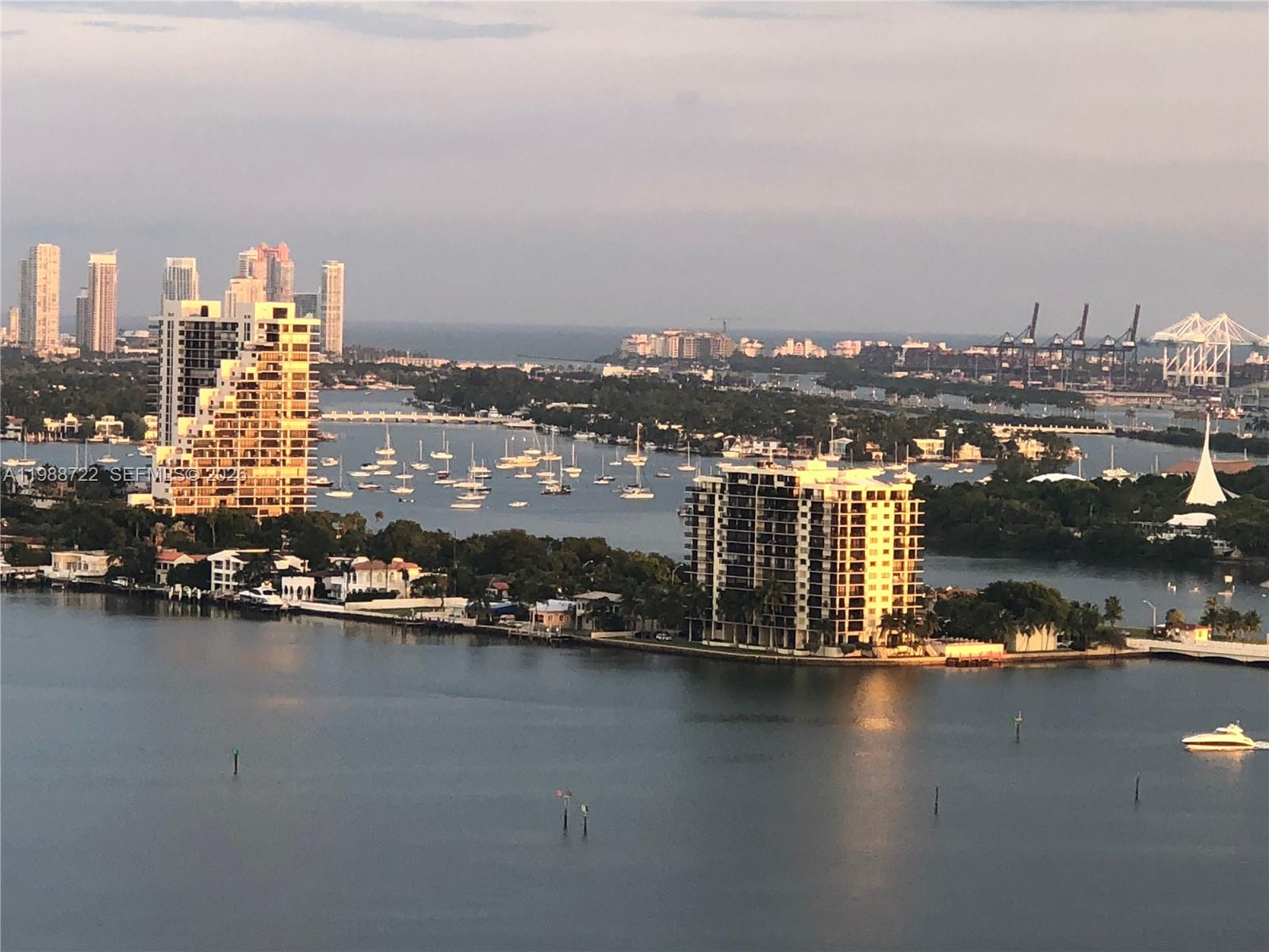 image Paramount Bay35