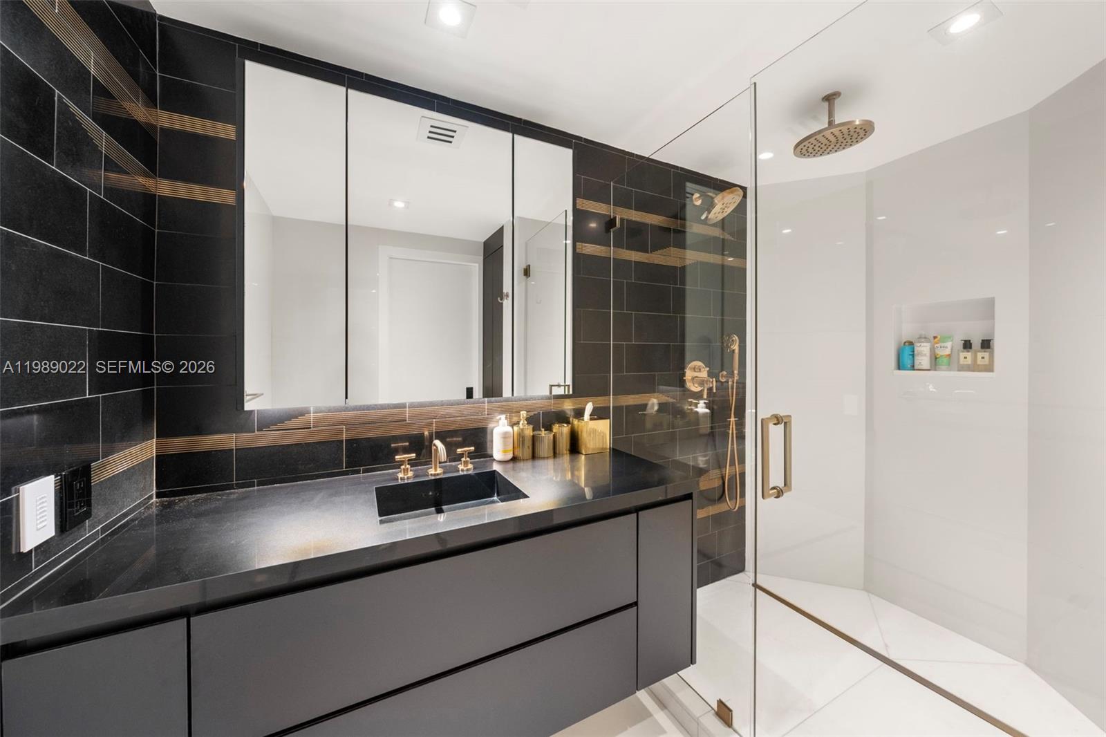 9999 Collins Ave #11J Bal Harbour, FL 33154