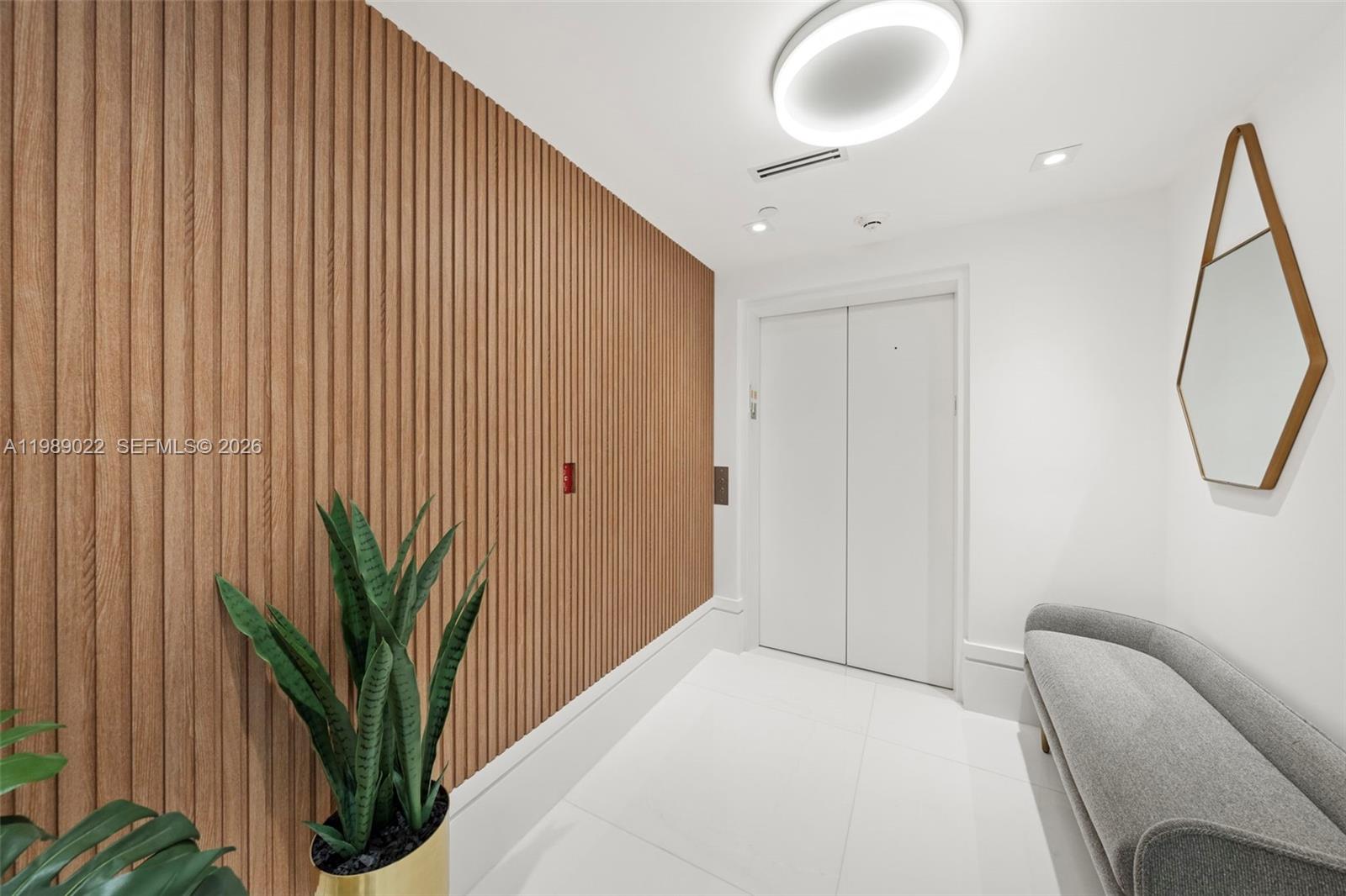 9999 Collins Ave #11J Bal Harbour, FL 33154