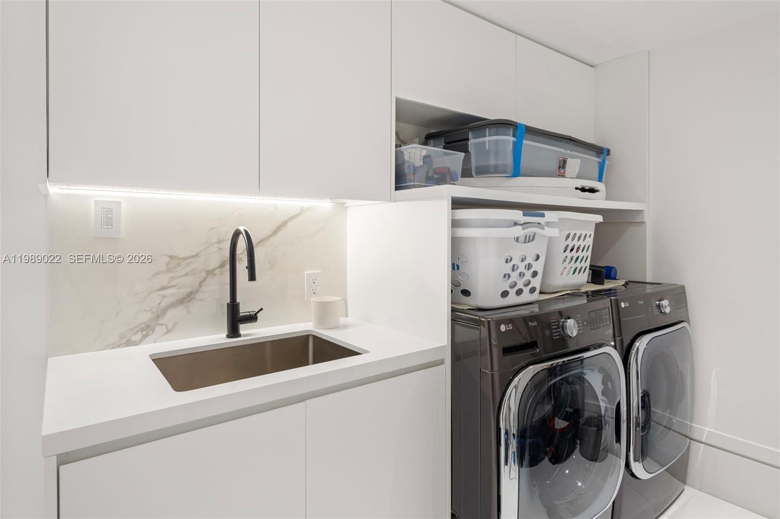 9999 Collins Ave #11J Bal Harbour, FL 33154