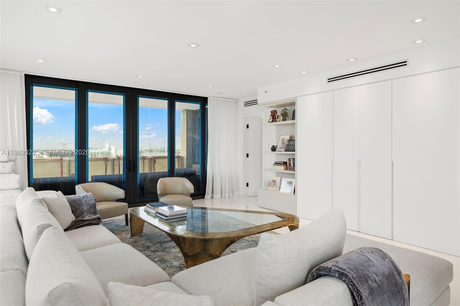 9999 Collins Ave #11J Bal Harbour, FL 33154